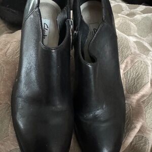 Black Clark's leather Shoe bootie